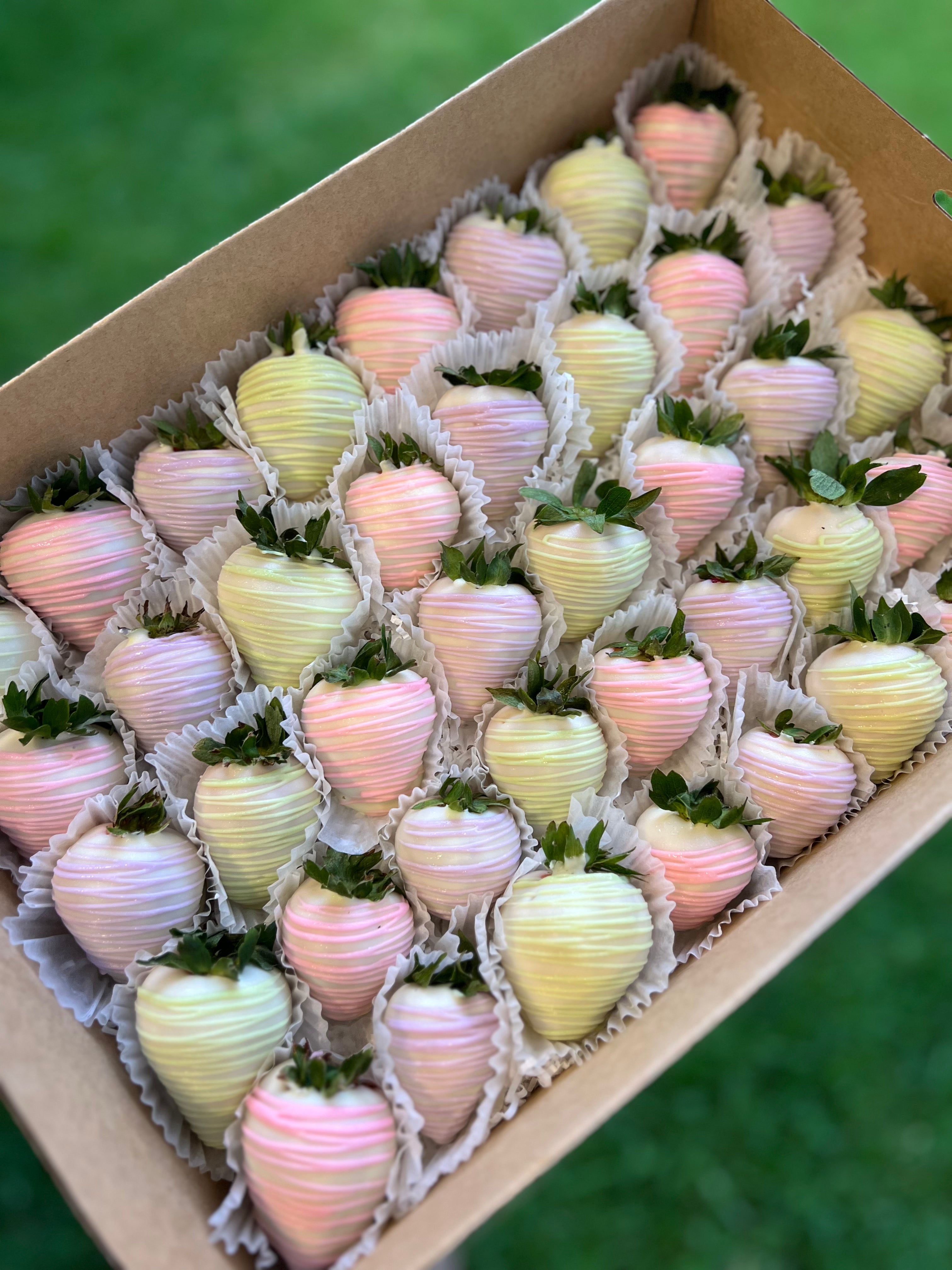 その他 Luscious Berry Gift Collection Custom Berry Box – Luscious Berries